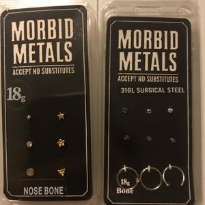 Bundle of 2 NIB Nose studs & Nose rings (18g)